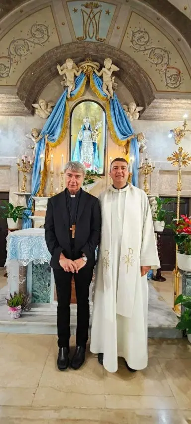 Allumiere, l’arcivescovo di Napoli ha pregato sul Monte delle Grazie