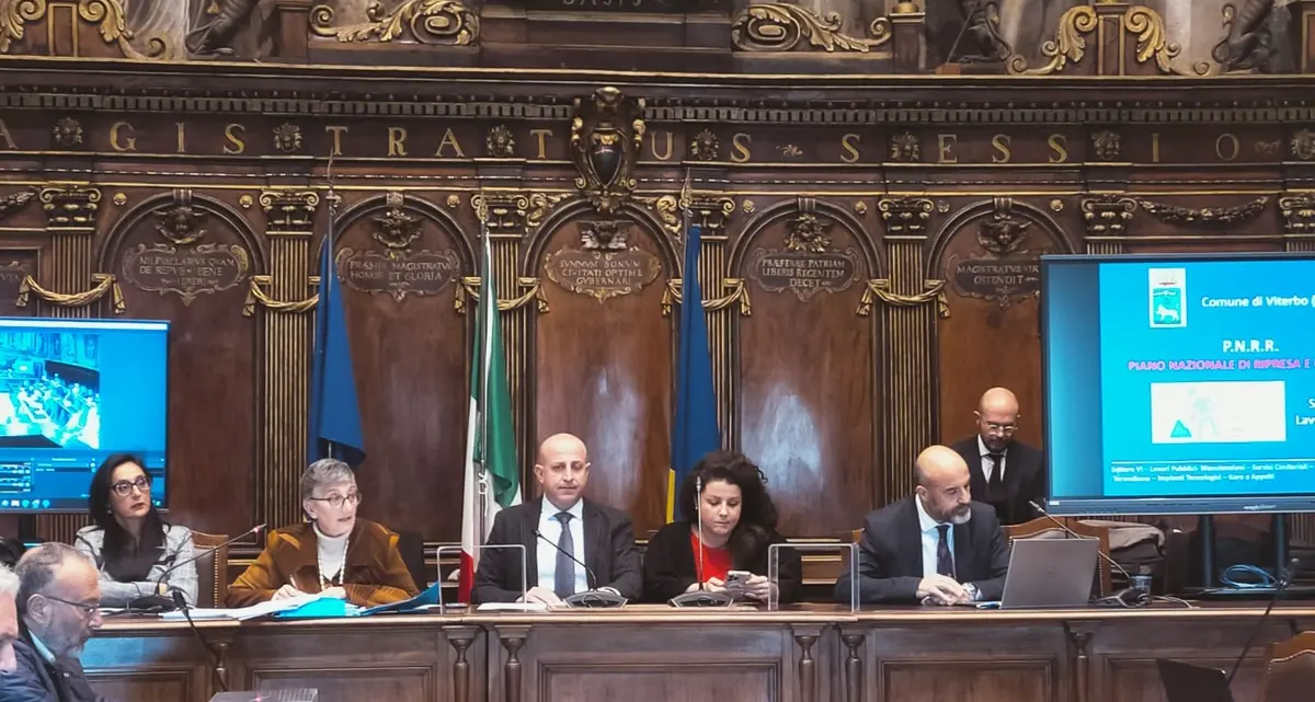 Pnrr, scontro in aula su paternità e risorse per i progetti