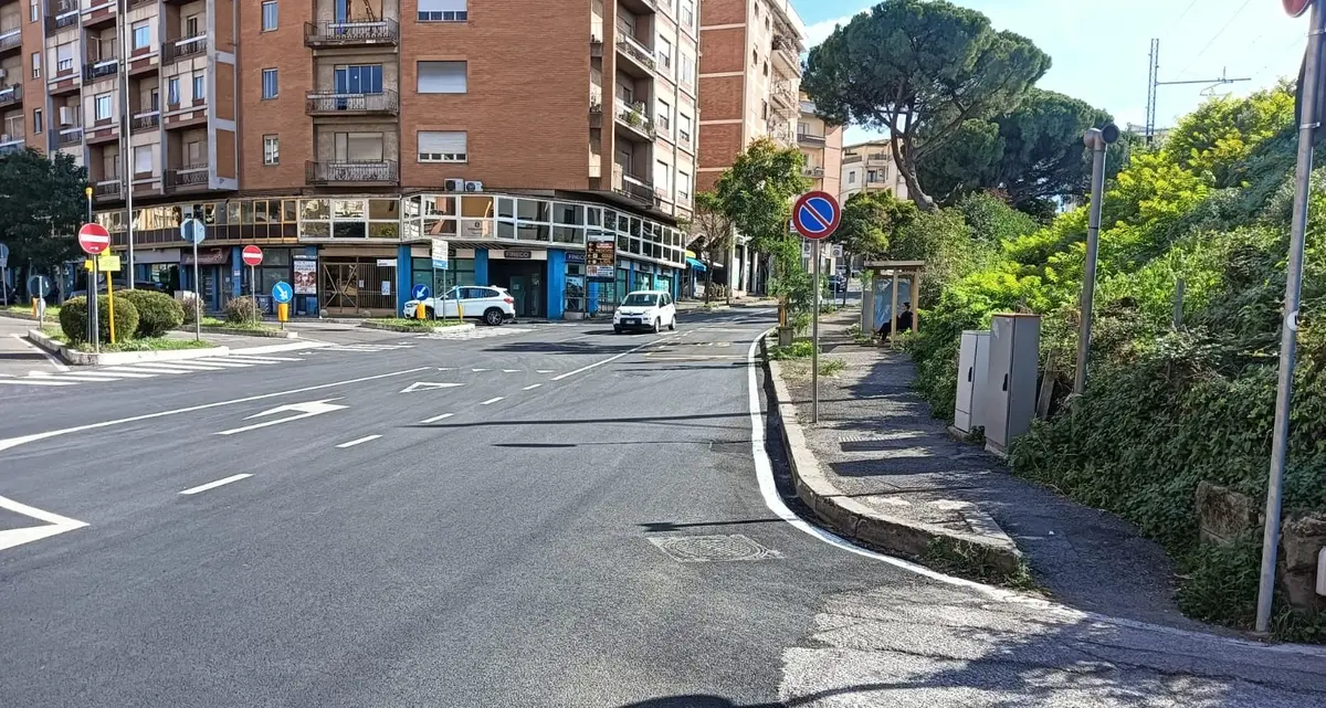 Viterbo: dopo l’asfaltatura, sparite le strisce pedonali