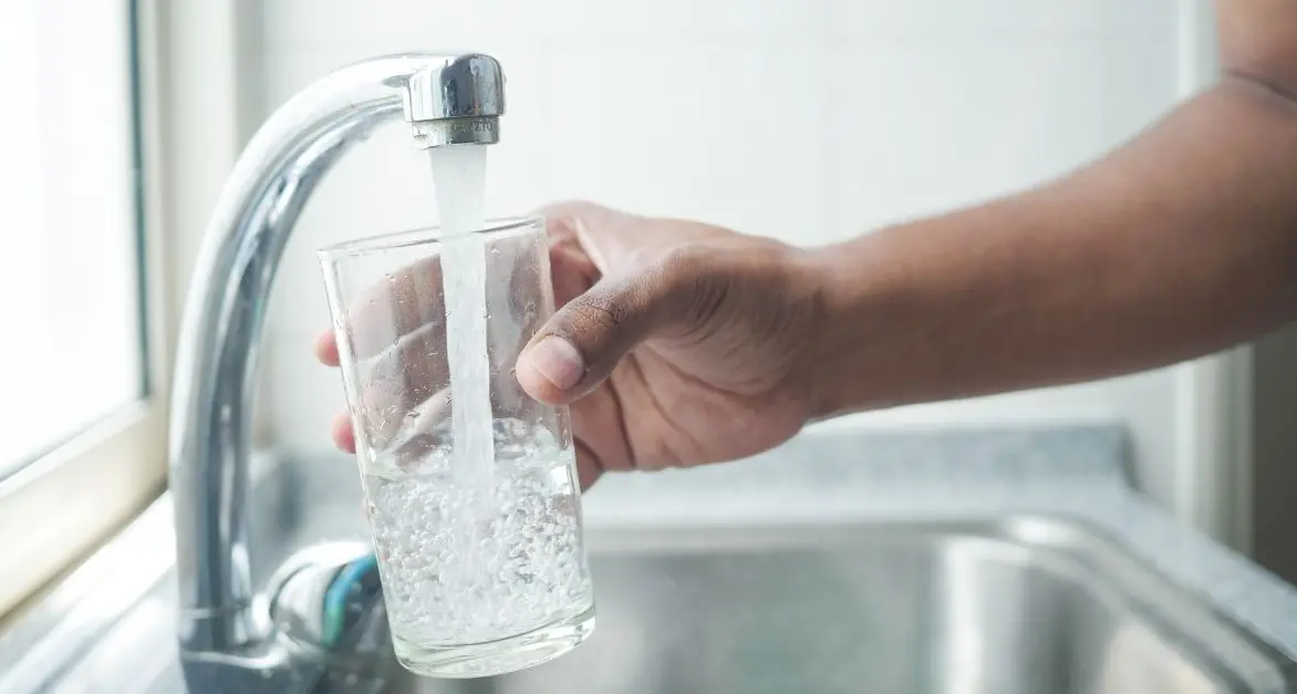 Enterococchi nell’acqua, a Viterbo ordinanza di non potabilità: ecco dove