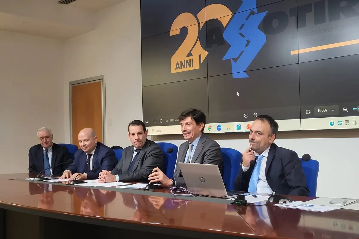 Autotrasporto, tempi di attesa e legalità: Assotir accende i riflettori sulla Legge 105/2025