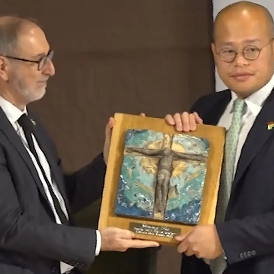 Hong Kong: premio ‘Fatti per la verità’ a Jimmy Lai, fondatore di Apple Daily