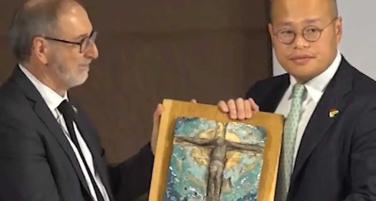 Hong Kong: premio ‘Fatti per la verità’ a Jimmy Lai, fondatore di Apple Daily