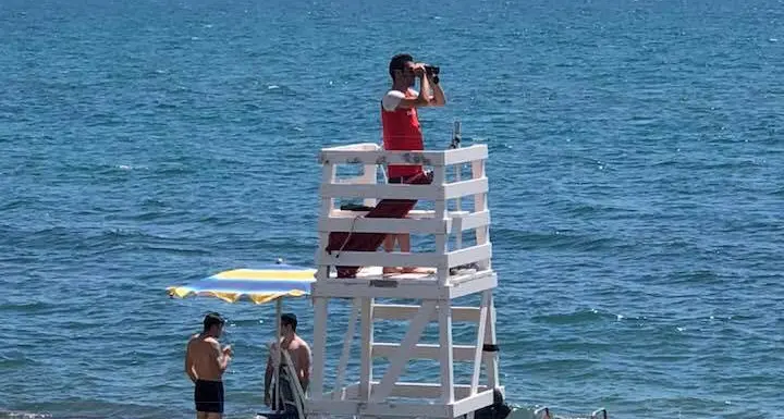 Tornano i bagnini sulle spiagge libere di Ladispoli