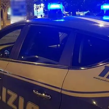 Viterbo: aggredisce in strada la compagna