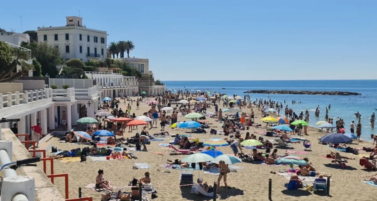 Esplode l’estate a Santa Marinella: in tanti già in spiaggia