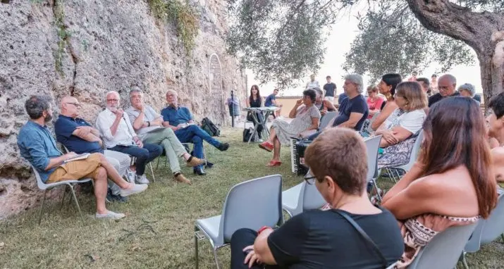 DiVino Etrusco, a Tarquinia torna anche quest’anno il “Salotto letterario”