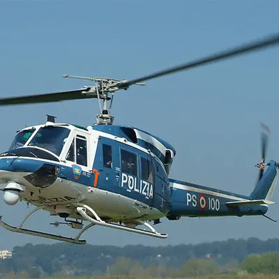 Polizia in cerca di pusher trova solo due assuntori