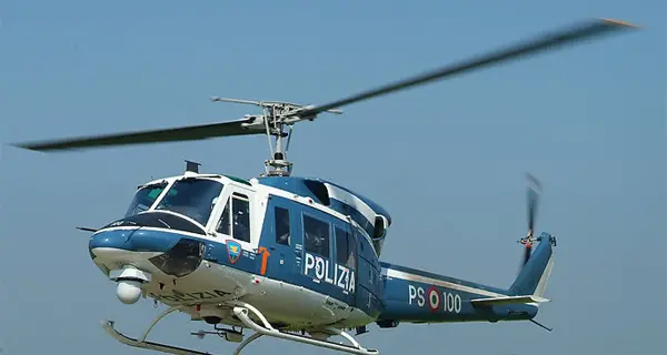 Polizia in cerca di pusher trova solo due assuntori
