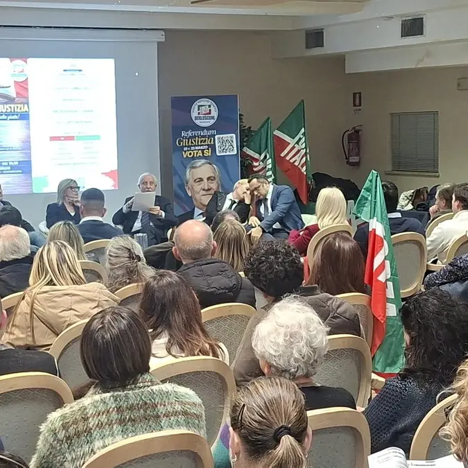 Sì alla riforma della Giustizia, grande partecipazione all’iniziativa di Forza Italia
