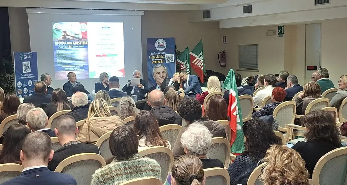 Sì alla riforma della Giustizia, grande partecipazione all’iniziativa di Forza Italia