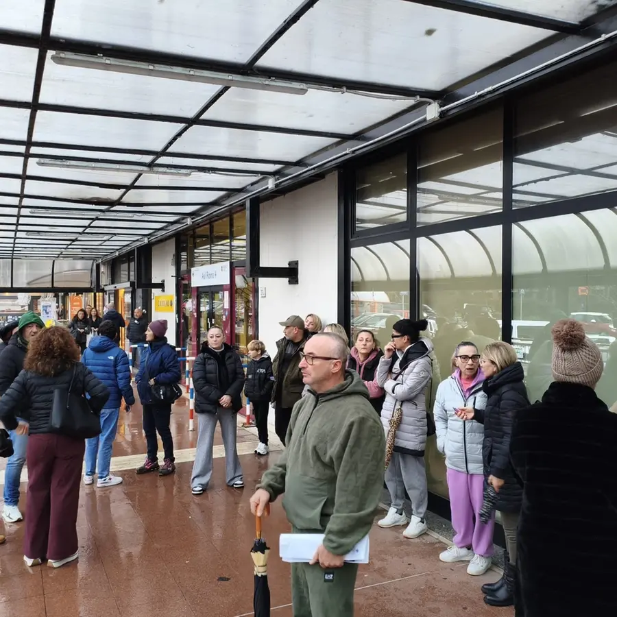 Caos Asl Roma 4, lavoratori in protesta