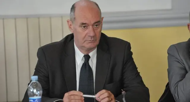 Tarquinia, Mazzola: «Prima di accettare una transazione che potrebbe costare decine di migliaia di euro, rileggete attentamente la convenzione»