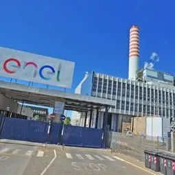 Enel: i lavoratori scioperano in tutta Italia