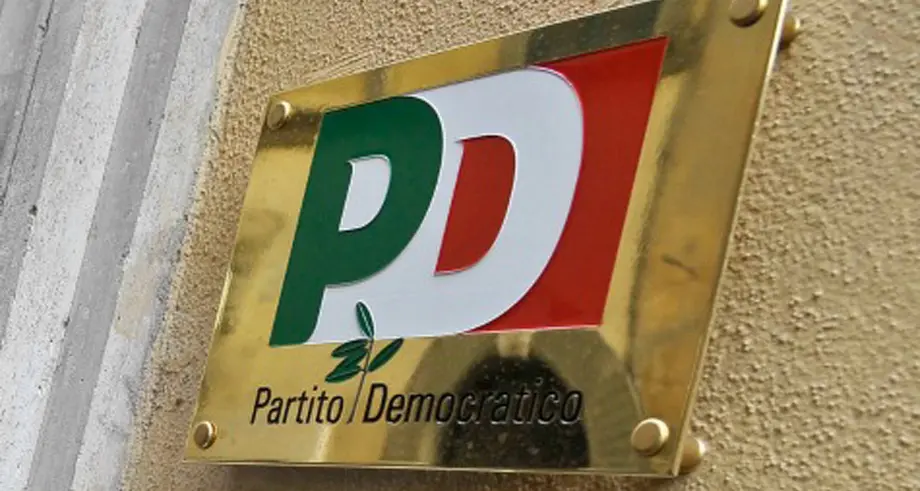 Il Pd si spacca: parte del direttivo difende l’amministrazione