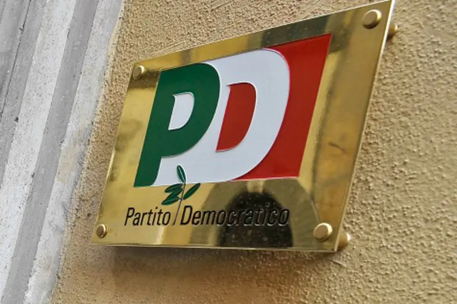 Il Pd si spacca: parte del direttivo difende l’amministrazione