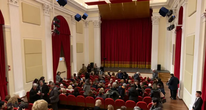 Teatro “Rossella Falk” di Tarquinia, la stagione apre il nuovo anno con la commedia “Gin Game” del drammaturgo statunitense Donald L. Coburn
