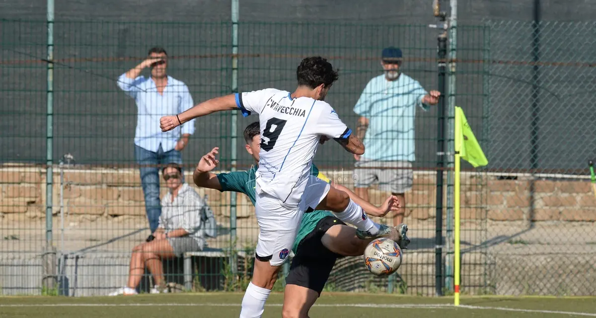 Tre gol ed è prima vittoria Vecchia