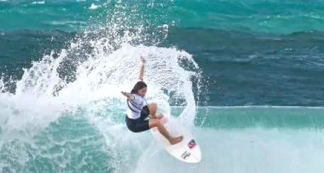 Giorgi è la nuova regina del surf