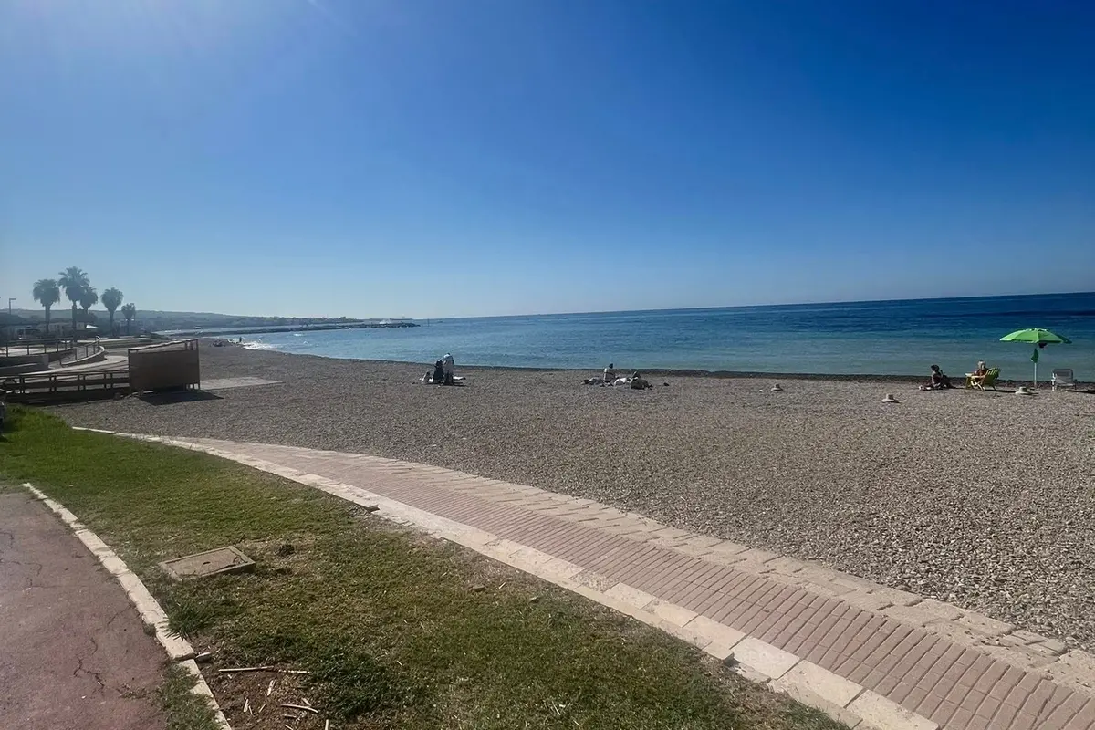 Marina, spiaggia di nuovo fruibile: l’annuncio dell’assessore Giannini dopo il maltempo
