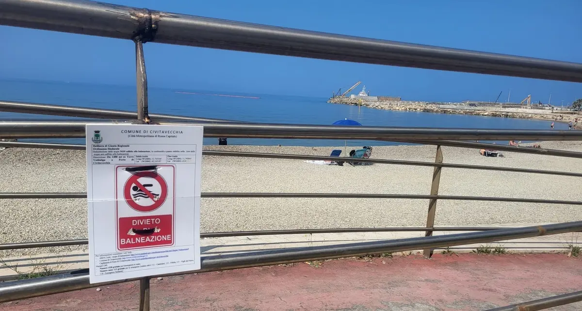 Piendibene e il mare proibito: i silenzi del Sindaco sulla balneazione alla Marina