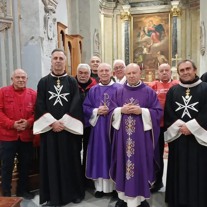 I Cavalieri di Malta a Civitavecchia rinnovano il loro impegno di carità: fede e solidarietà al centro del Natale