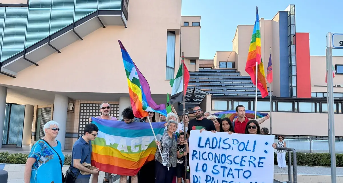 Riconosciuto lo Stato di Palestina, il documento votato in aula