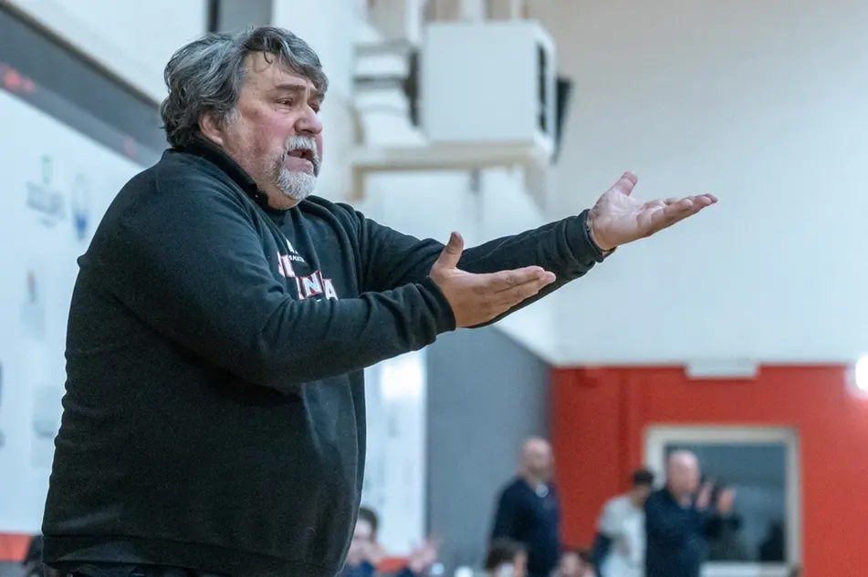 L\\u2019allenatore rossonero Andrea Sardo
