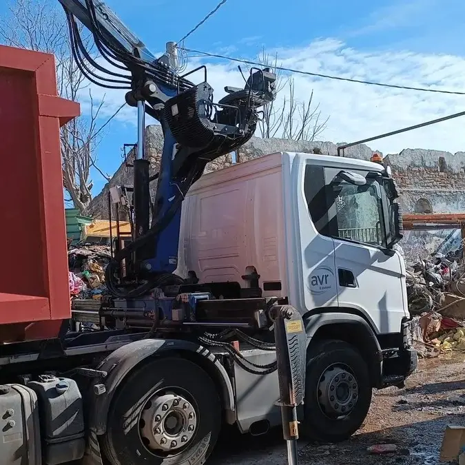 Allarme radioattività: tre camion Csp fermi da settimane alla discarica di Viterbo