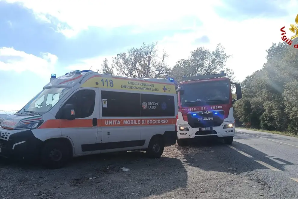 Va a funghi e si perde nelle campagne di Allumiere: anziano soccorso dai vigili del fuoco