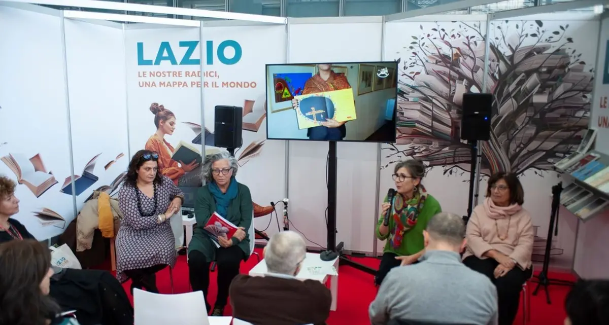 Pagine a colori torna a “Più libri più liberi”, la Fiera nazionale della piccola e media editoria