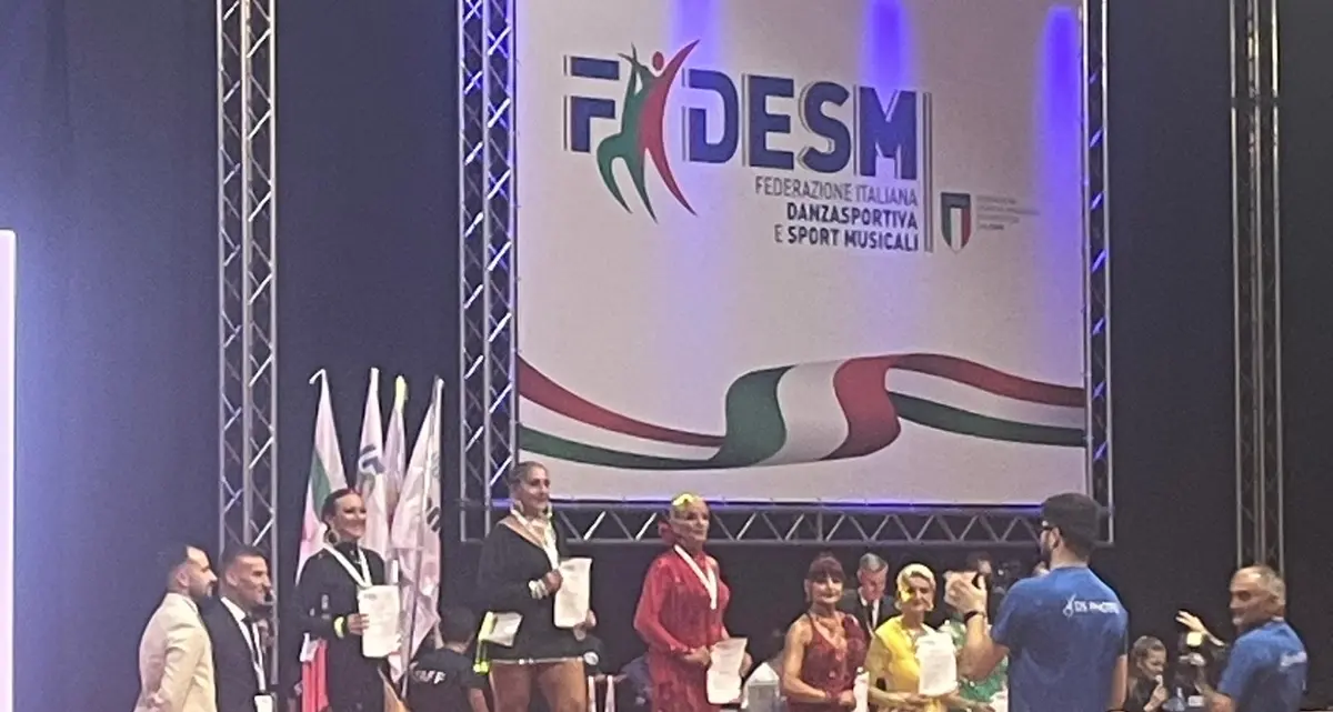 Danze latine over 50, argento e bronzo per la Rim Sport Cerveteri
