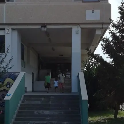 «Topi nelle classi e vicino alla mensa: si intervenga»