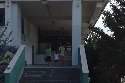 «Topi nelle classi e vicino alla mensa: si intervenga»