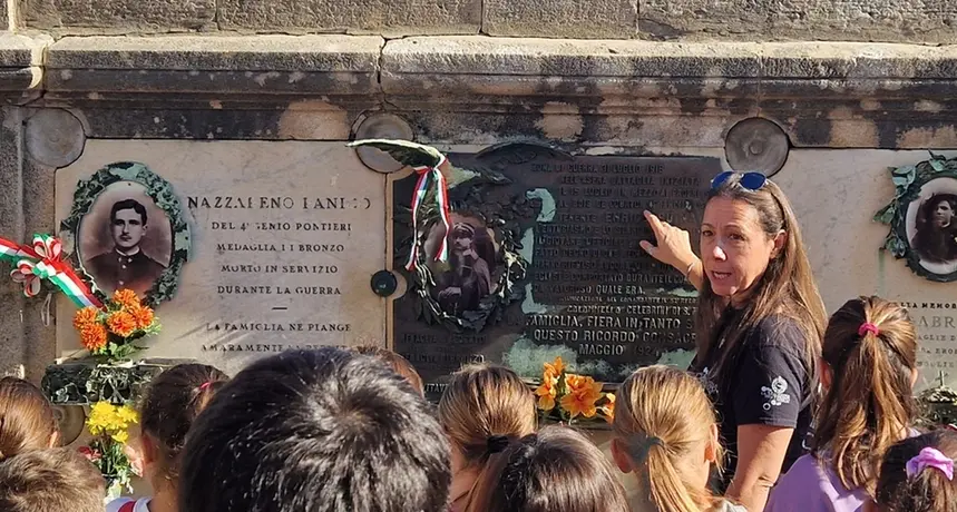 Cimitero vecchio, esposto alla Procura e alla Soprintendenza