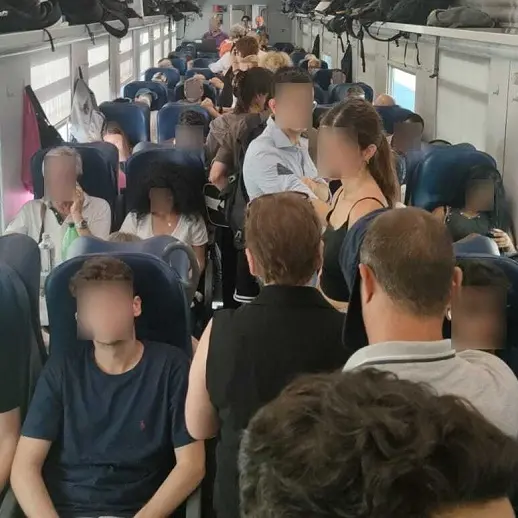 «Treni, il costo del biglietto aumenta al pari dei disservizi»