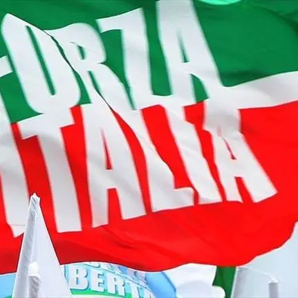 Taglio del nastro per la nuova sede di Forza Italia