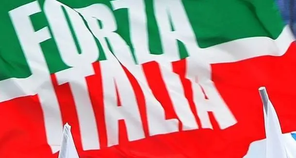 Taglio del nastro per la nuova sede di Forza Italia