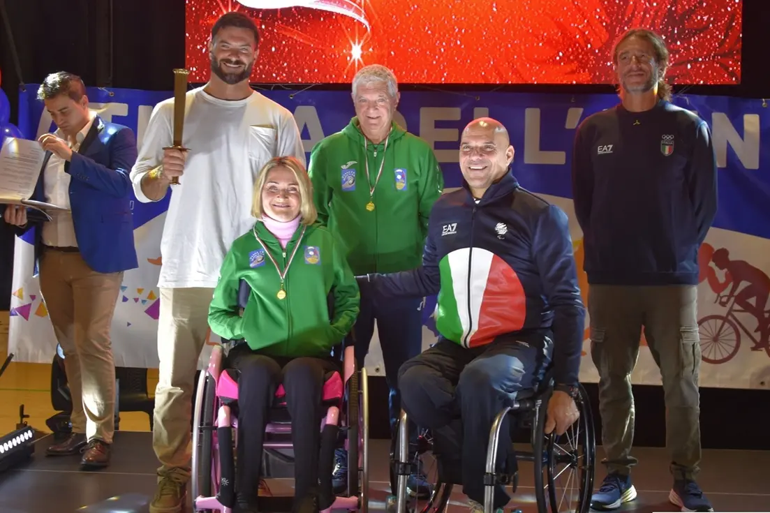 Copyright \\u00A9 CENTROMARERADIO