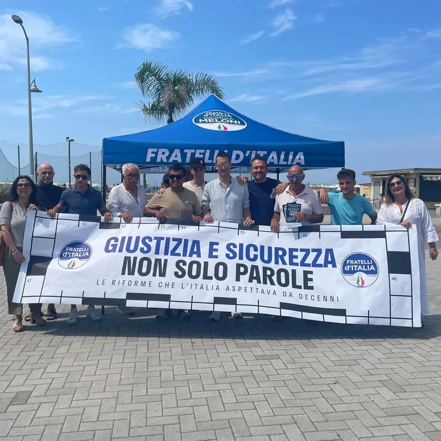 Tarquinia: Fratelli d’Italia tra la gente del lido