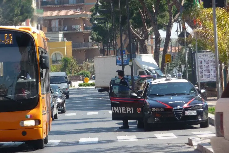 Altre auto abbandonate in strada portate via col carroattrezzi