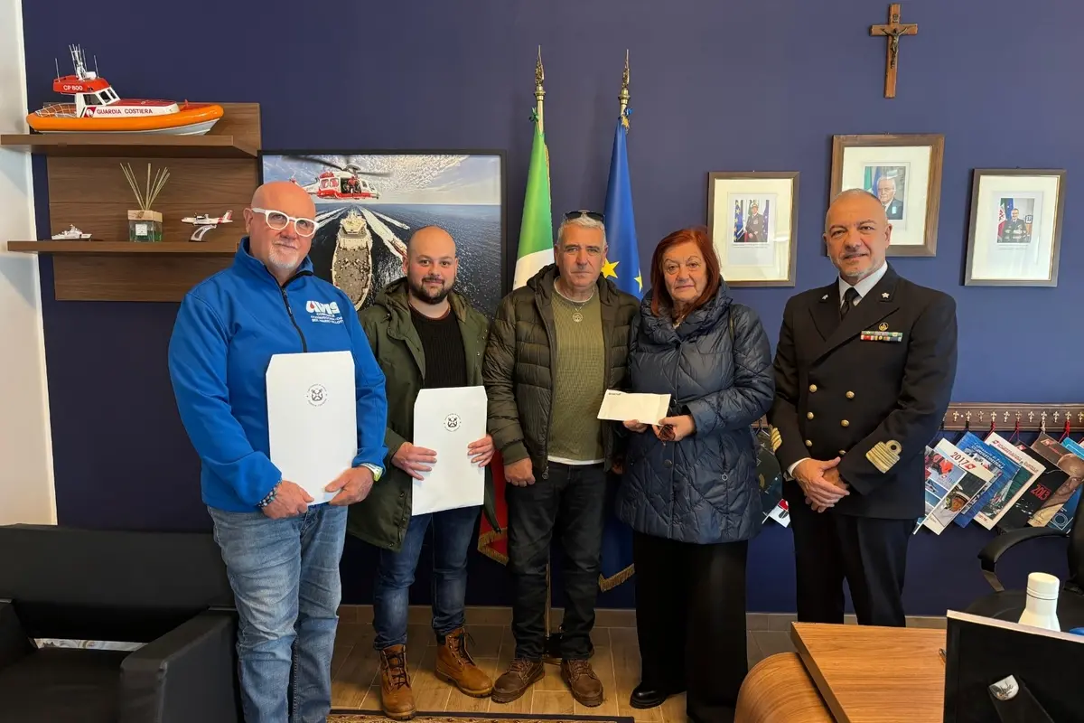 Old fishing club e Capitaneria di porto insieme per l’Avis