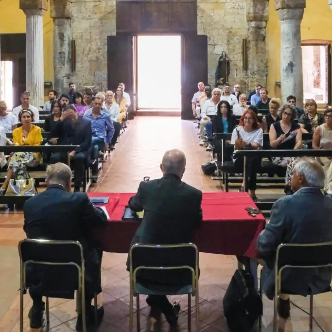 Il vescovo Ruzza incontra gli amministratori pubblici