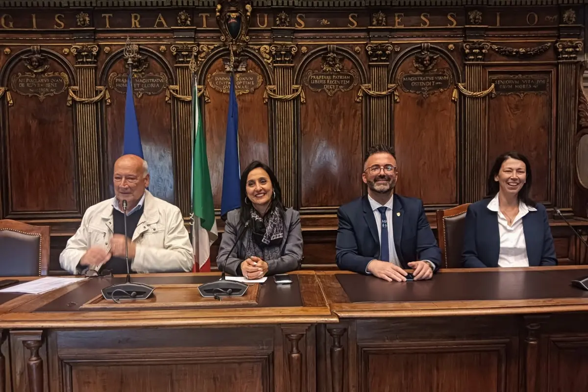 Largo all’undicesima parata della bandiera