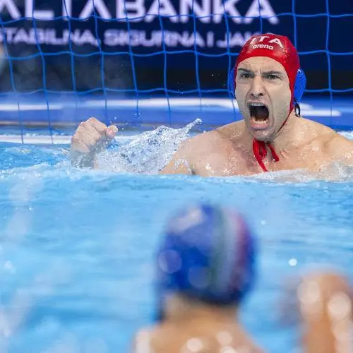 Del Lungo mura la Croazia: e l’Italia si prende la semifinale