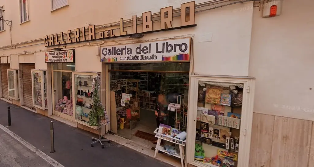 Un’ultima pagina d’arte alla Galleria del Libro