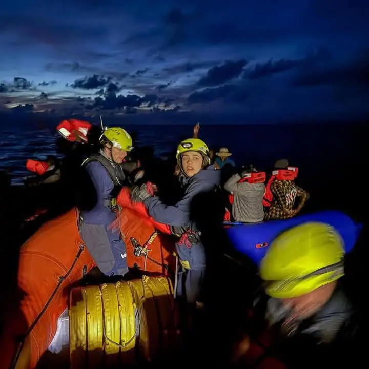 Humanity 1 diretta al porto di Civitavecchia