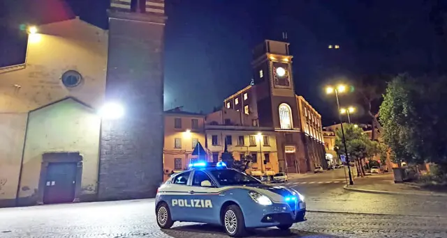 Bottigliate contro un gruppo di immigrati