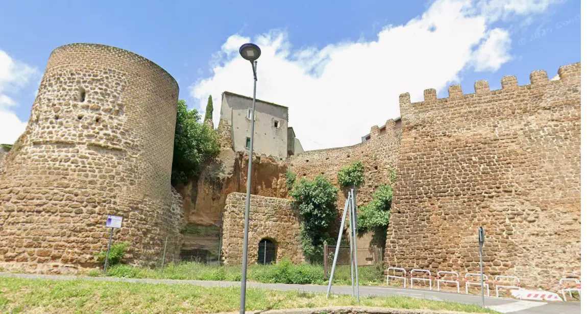 Precipita dal Belvedere di Cerveteri: grave 50enne