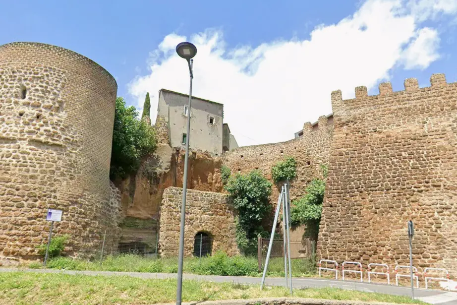 Precipita dal Belvedere di Cerveteri: grave 50enne